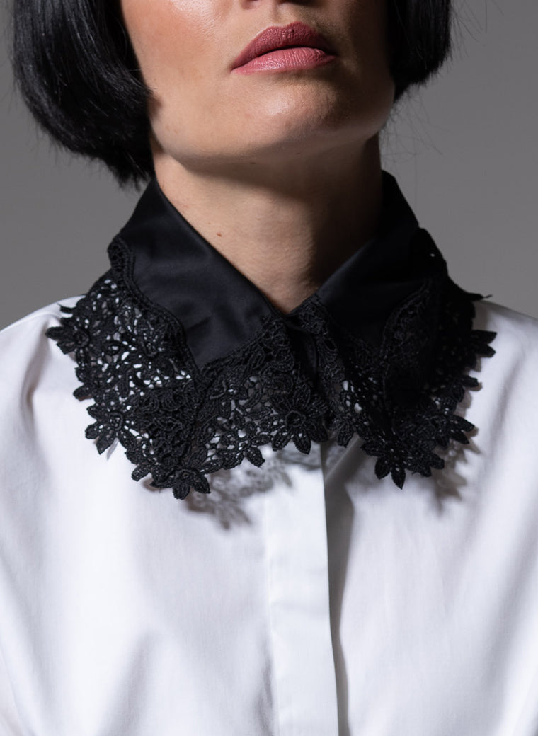 MYFANWY BLACK FLORAL LACE COLLAR
