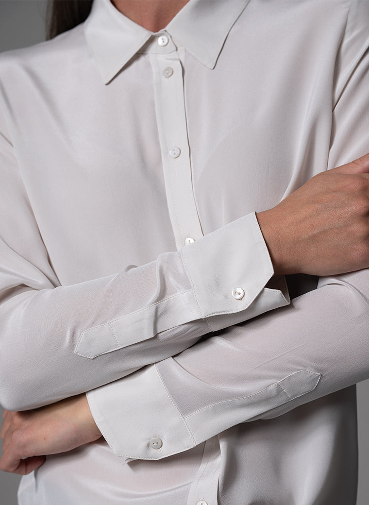 CELINE OYSTER CLASSIC SILK CREPE DE CHINE EVERYDAY BLOUSE