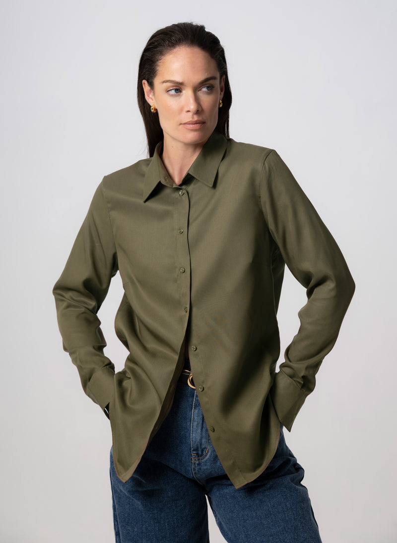 Colleen "The Essential" Khaki Semi-fit Basic Shirt in Tencel