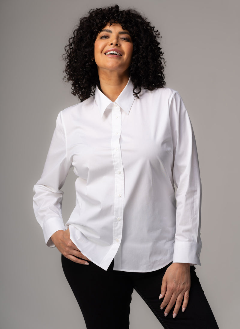 Colleen Curve "The Classic" White Semi-fit Basic Shirt in Cotton Poplin