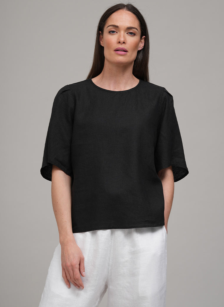 DANETTE EASY FIT LINEN BLOUSE IN BLACK