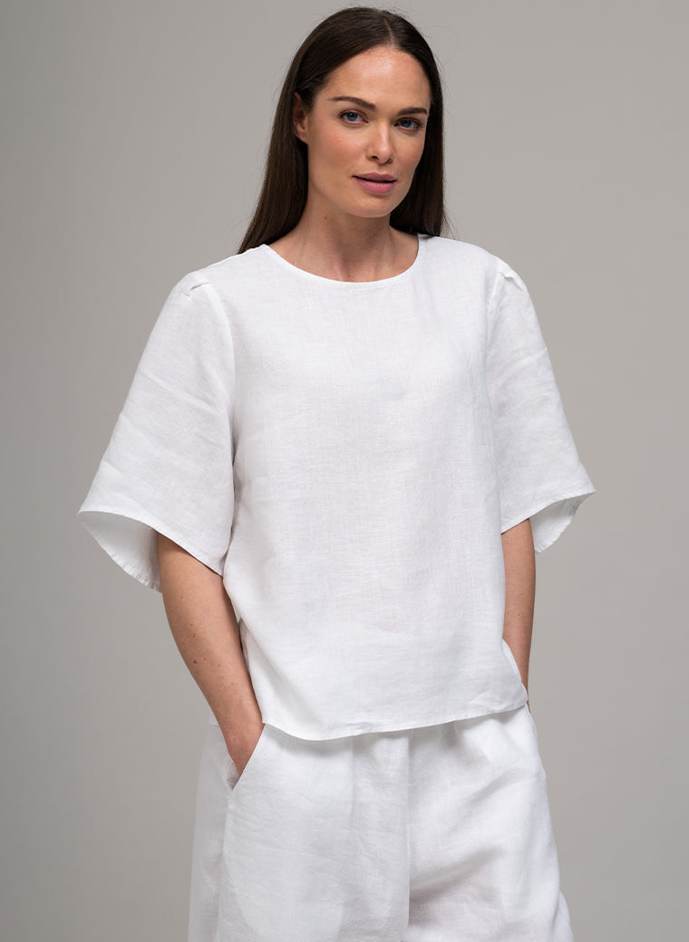 DANETTE EASY FIT LINEN BLOUSE IN WHITE