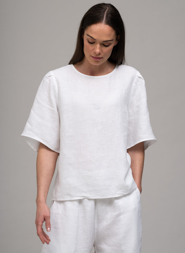 DANETTE EASY FIT LINEN BLOUSE IN WHITE