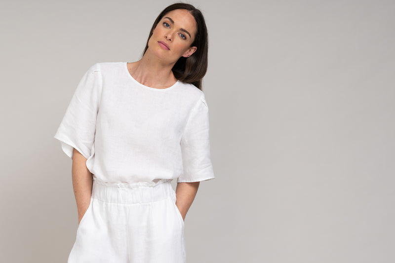 DANETTE EASY FIT LINEN BLOUSE IN WHITE