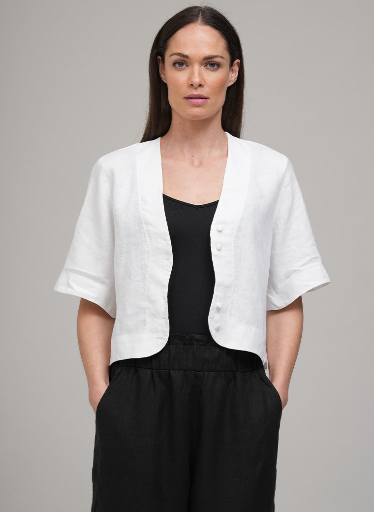 GRETEL CROPPED EASY FIT LINEN SHIRT JACKET IN WHITE