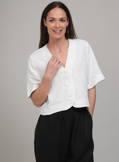 GRETEL CROPPED EASY FIT LINEN SHIRT JACKET IN WHITE