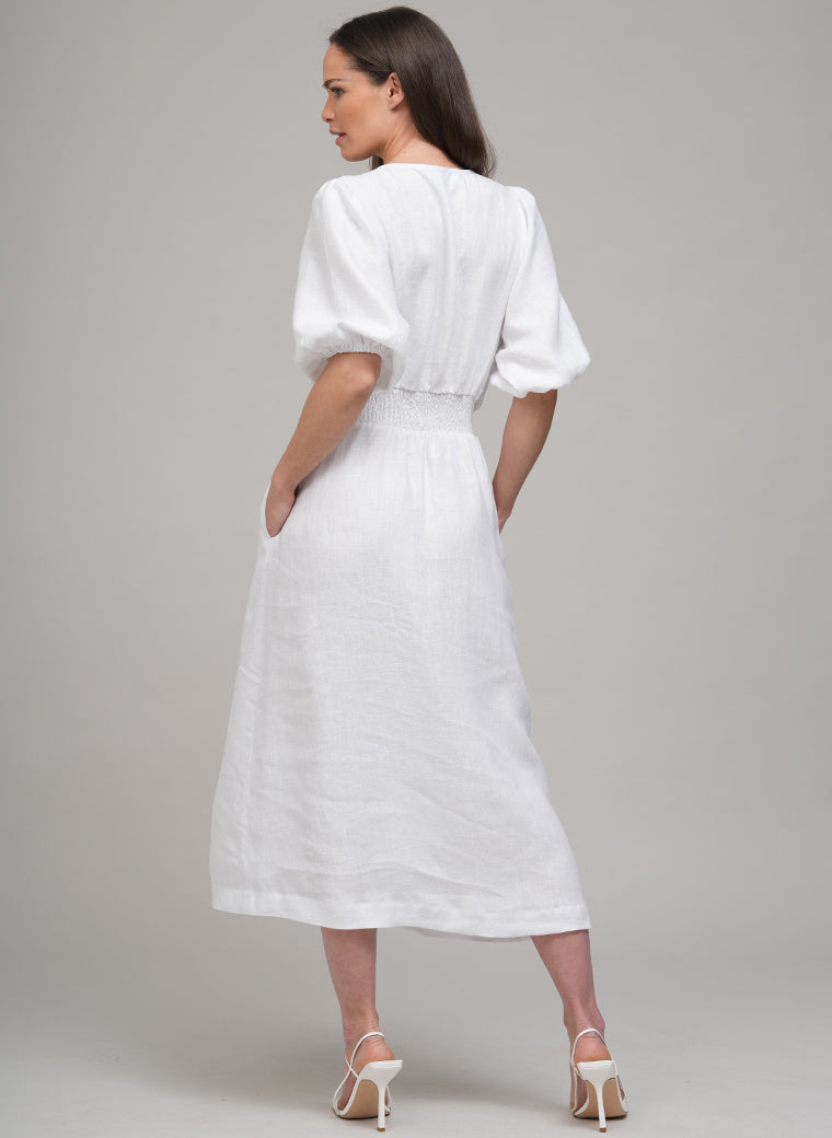 LEEANNA SHIRRED ELASTIC WAIST LINEN MIDI SHIRT DRESS IN WHITE