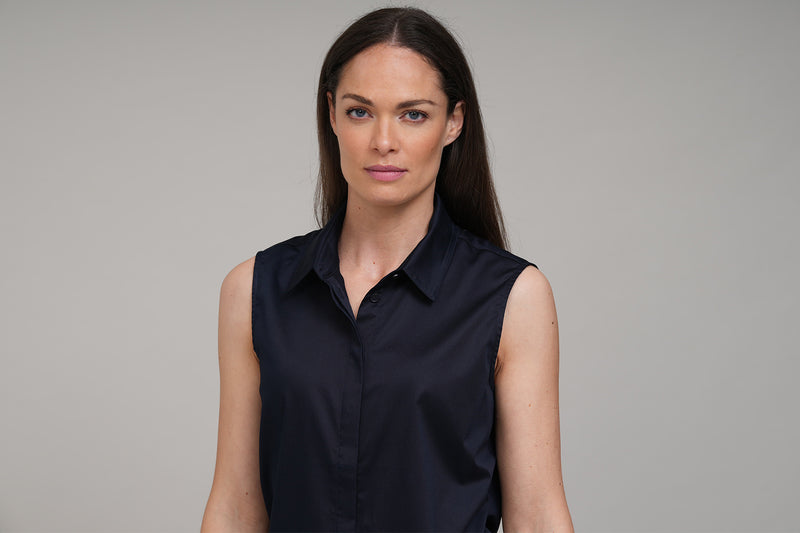 TORY SLEEVELESS BASIC SLEEVELESS COTTON SHIRT IN NAVY