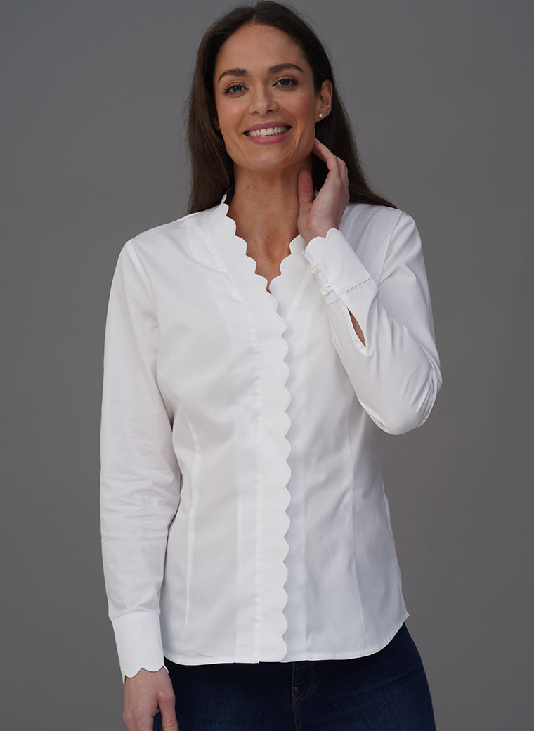 DAFNE WHITE V NECK COTTON SHIRT WITH SCALLOPED EDGES
