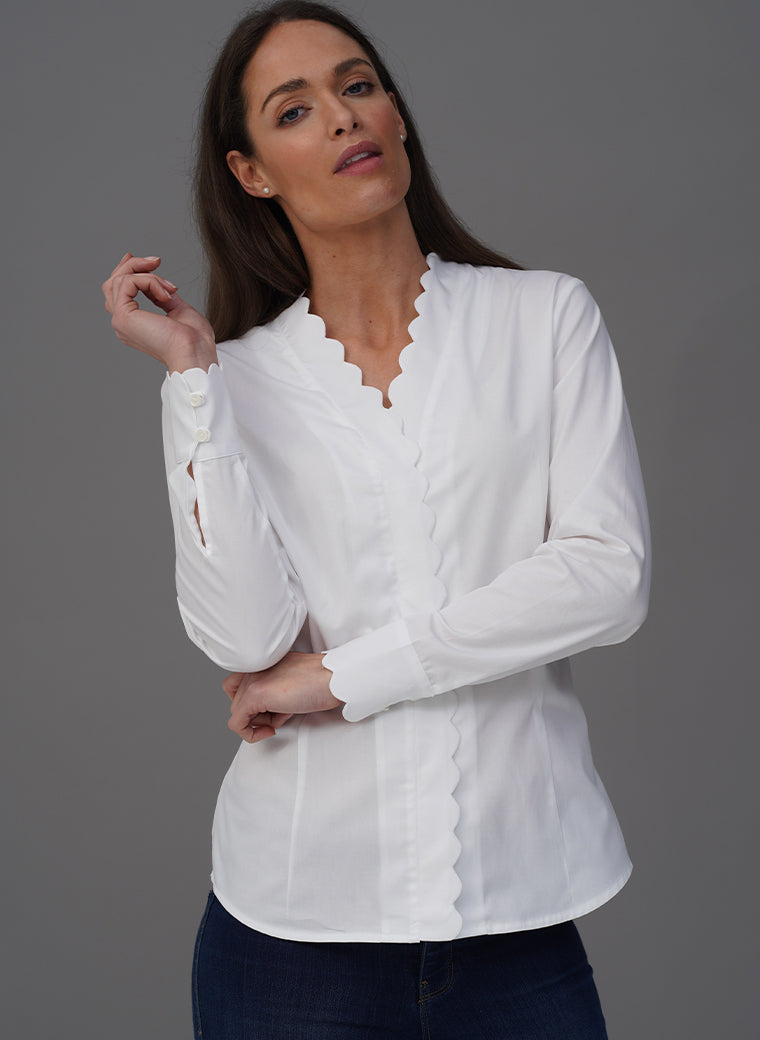 DAFNE WHITE V NECK COTTON SHIRT WITH SCALLOPED EDGES