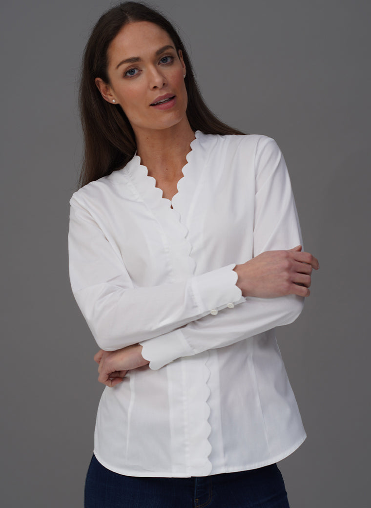 DAFNE WHITE V NECK COTTON SHIRT WITH SCALLOPED EDGES