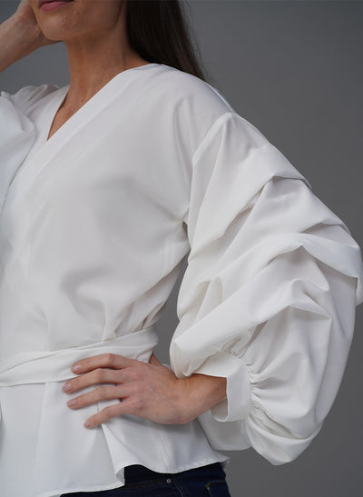 OCTAVIE IVORY AUSTRIAN BLOUSON SLEEVE BLOUSE