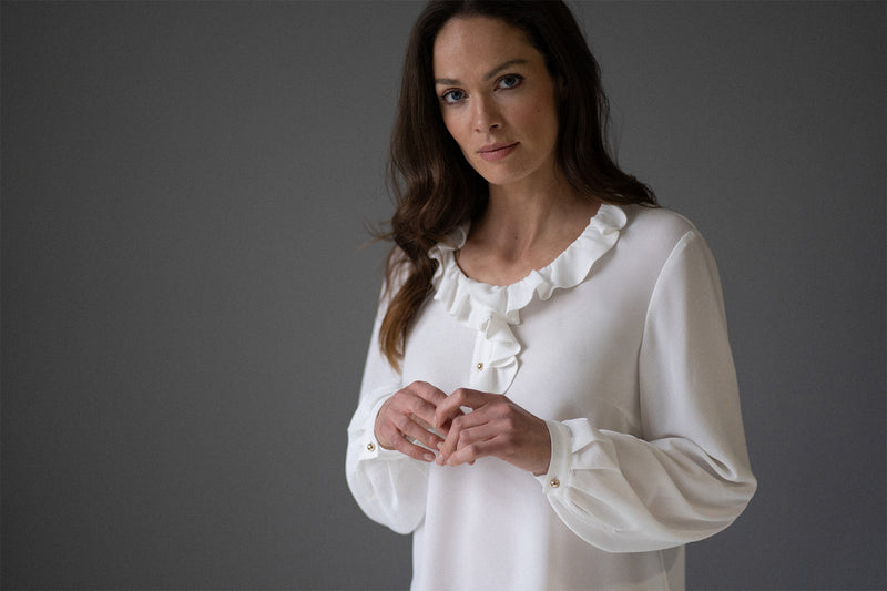 AURELIE IVORY EVERYDAY FRILL COLLAR POP-OVER BLOUSE