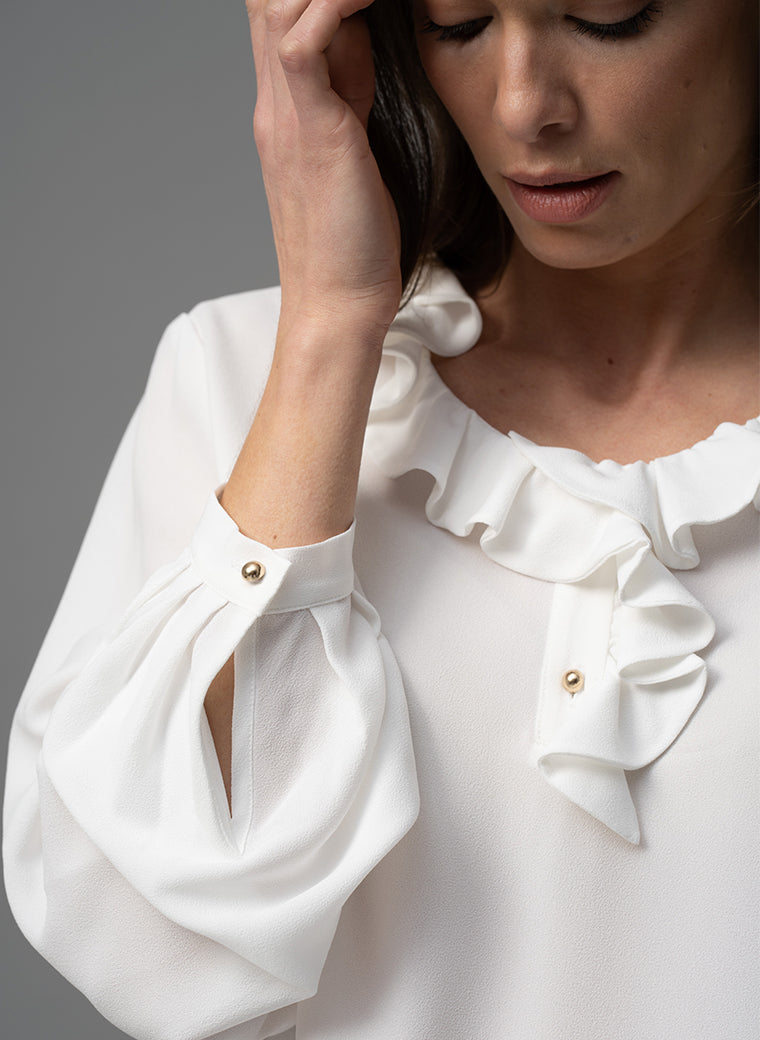 AURELIE IVORY EVERYDAY FRILL COLLAR POP-OVER BLOUSE