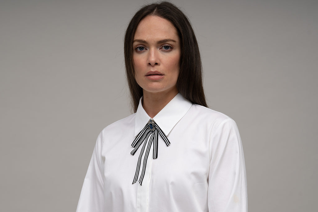 Molly & White Victorian Bowknot