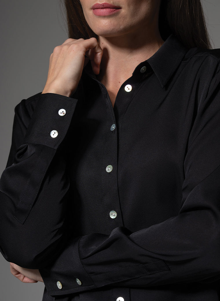 BROOKLYN SILK CHARMEUSE EVERYDAY SILK BLOUSE IN BLACK
