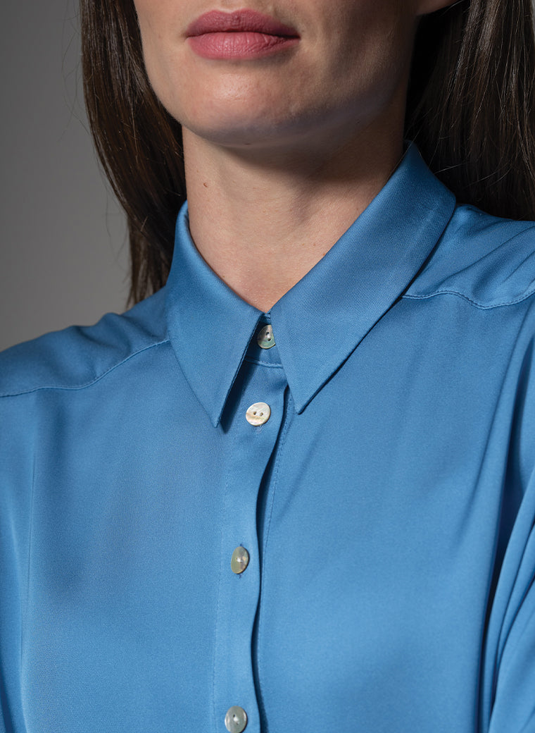 BROOKLYN SILK CHARMEUSE EVERYDAY SILK BLOUSE IN SLATE BLUE