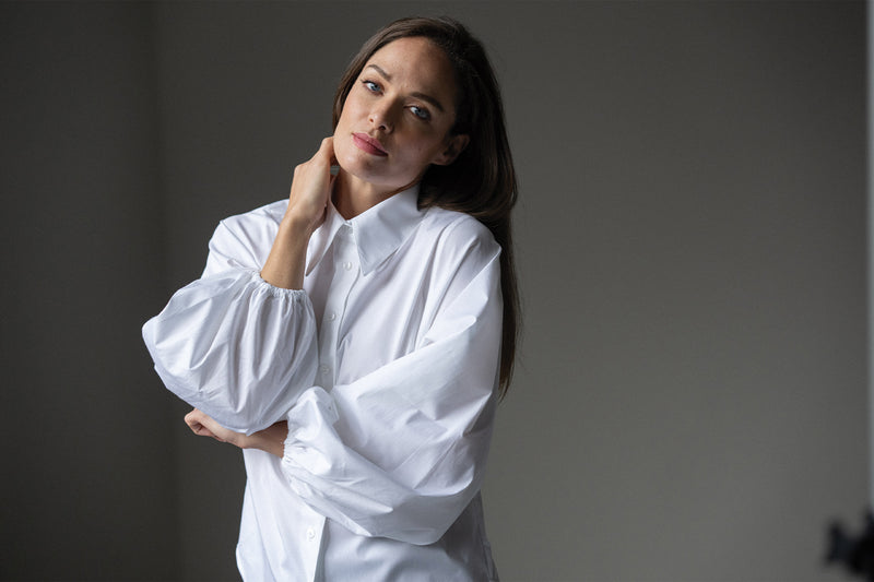 CANDICE CONTEMPORARY BLOUSON SLEEVE WHITE COTTON POPLIN SHIRT WITH SHARP COLLAR