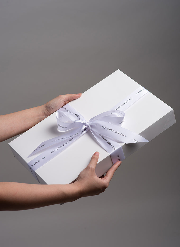 SIGNATURE GIFT WRAPPING