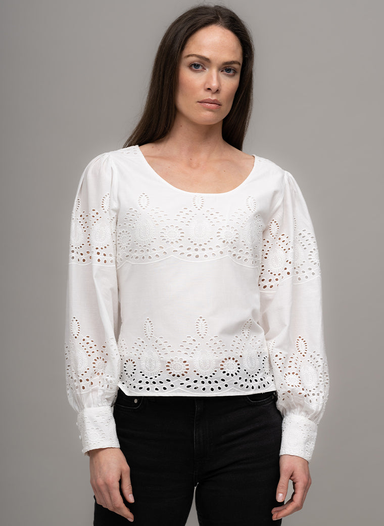 EUGENIE CROPPED BRODERIE ANGLAISE BLOUSE IN WHITE