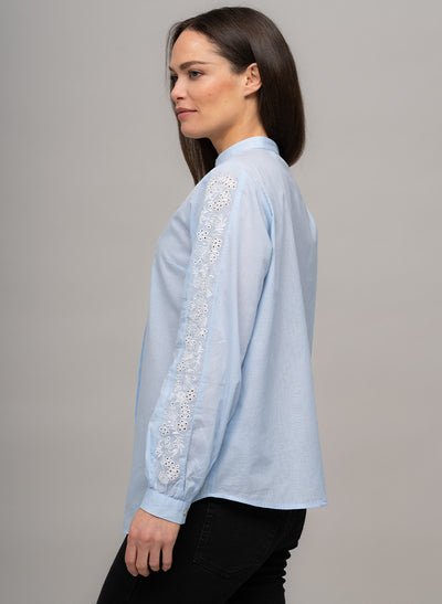 FRANCIS LONGLINE EMBROIDERED COTTON VOILE BAND COLLAR SHIRT IN BLUE