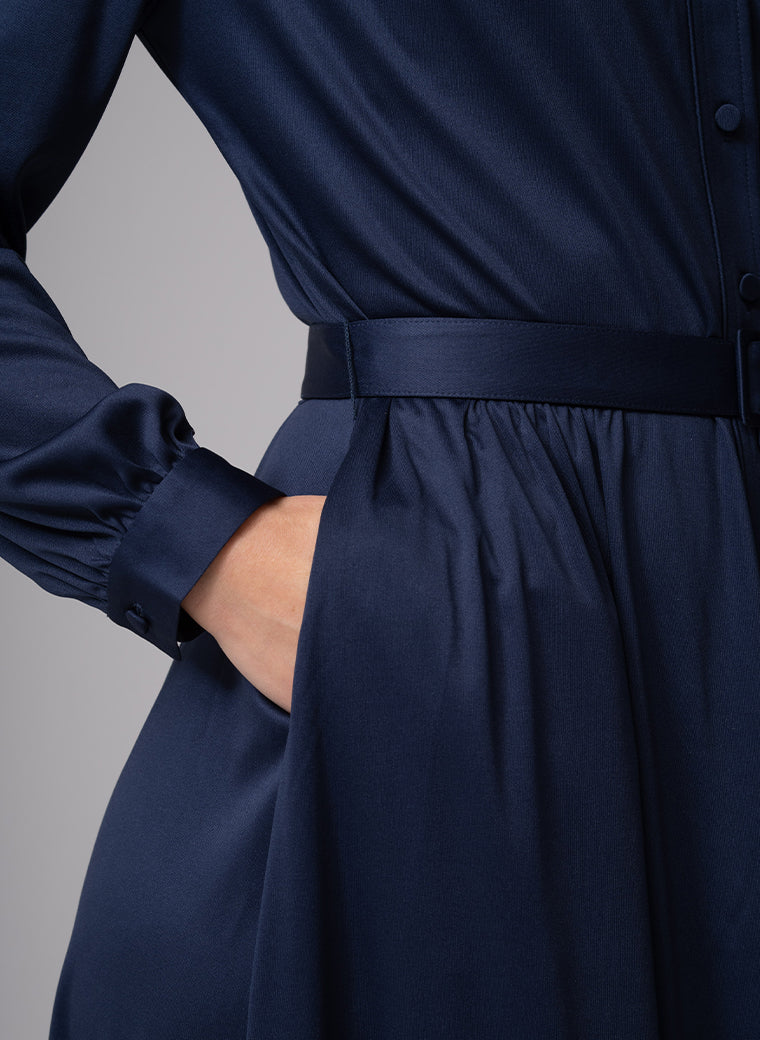 HILARY PARISIAN SILKY JERSEY EVERYDAY MIDI DRESS IN NAVY BLUE