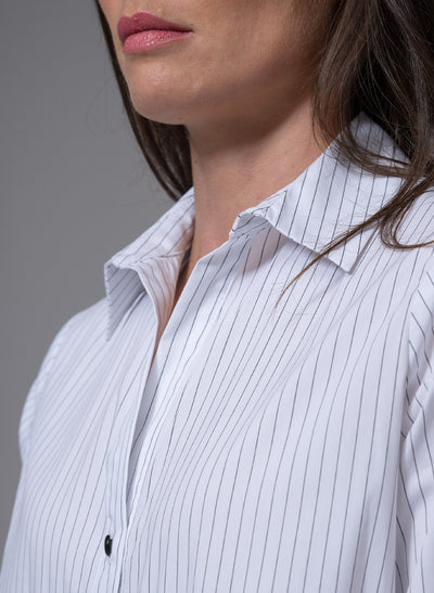 JACQUELINE ANDROGYNOUS EXAGGERATED CUFF EASY FIT COTTON SHIRT IN BLACK & WHITE STRIPE