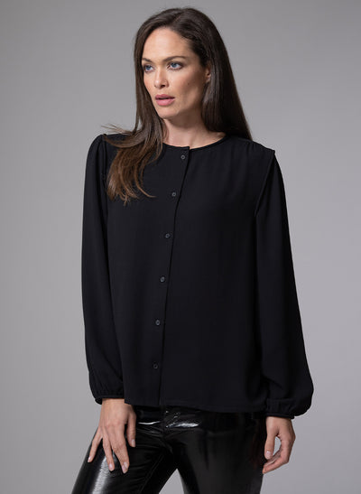 NICOLA ROUND NECKLINE EVERYDAY BLOUSE WITH PIPED TRIM IN BLACK