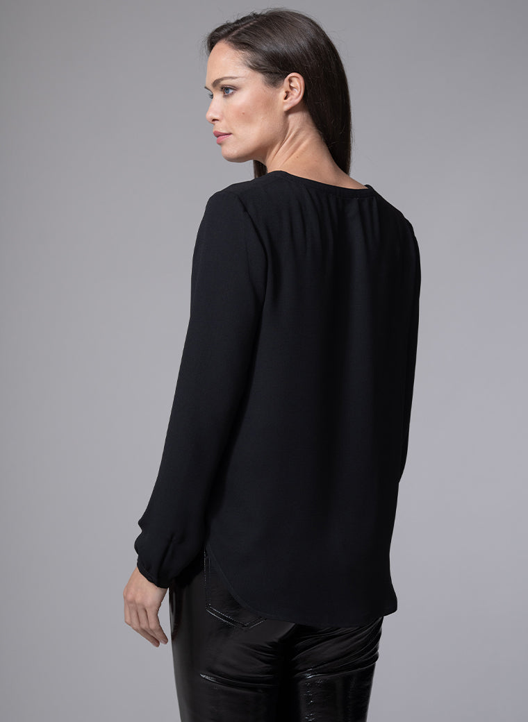 SOPHIE V-NECK LOOSE FIT BLACK BLOUSE