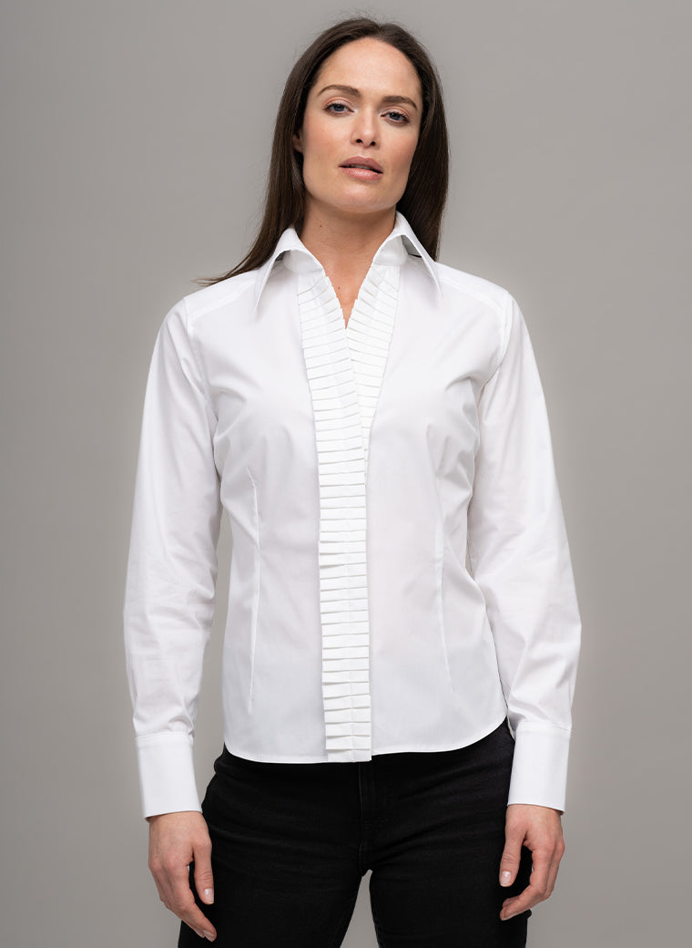 VERITY SHARP COLLARED COTTON POPLIN SHIRT WITH PLEATED PLACKET IN WHITE